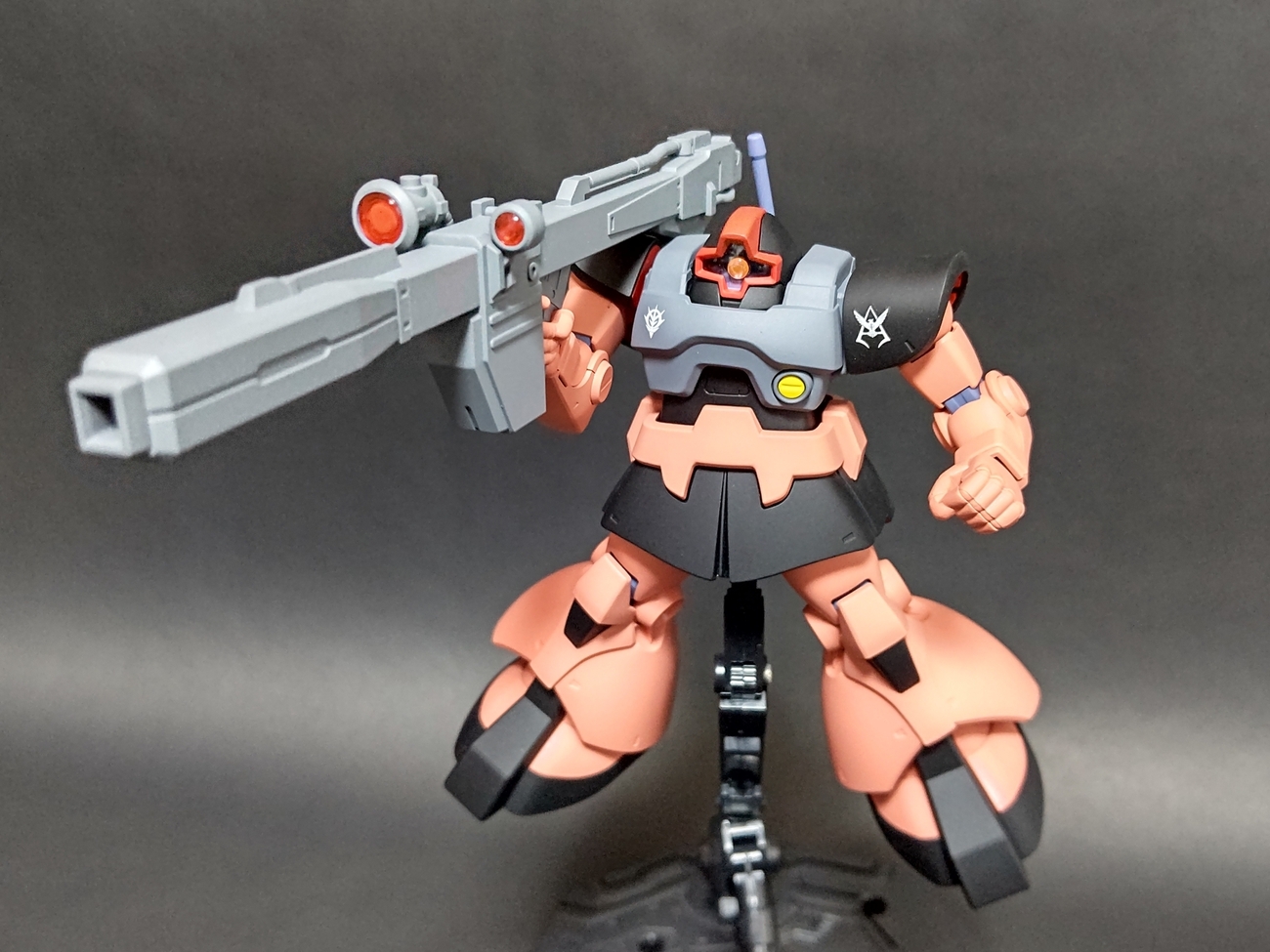 HGUC『シャア専用リック・ドム』（ドム塗装） - ゆめろぐ