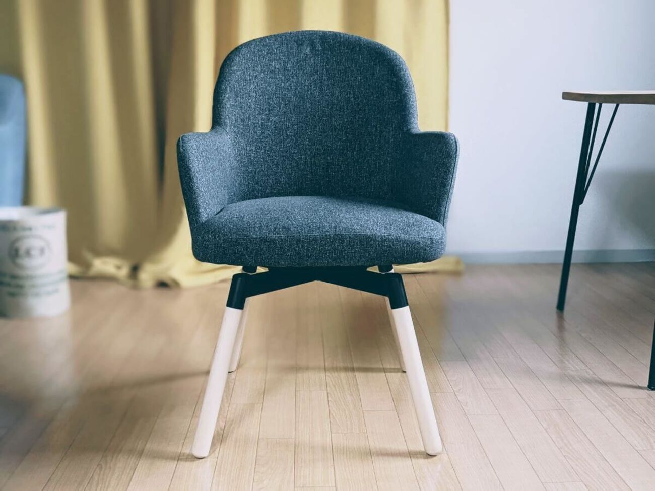 IKEAのイス「JANOLOF ヤンオロフ」がおすすめ！売り切れ続出、2ヶ月