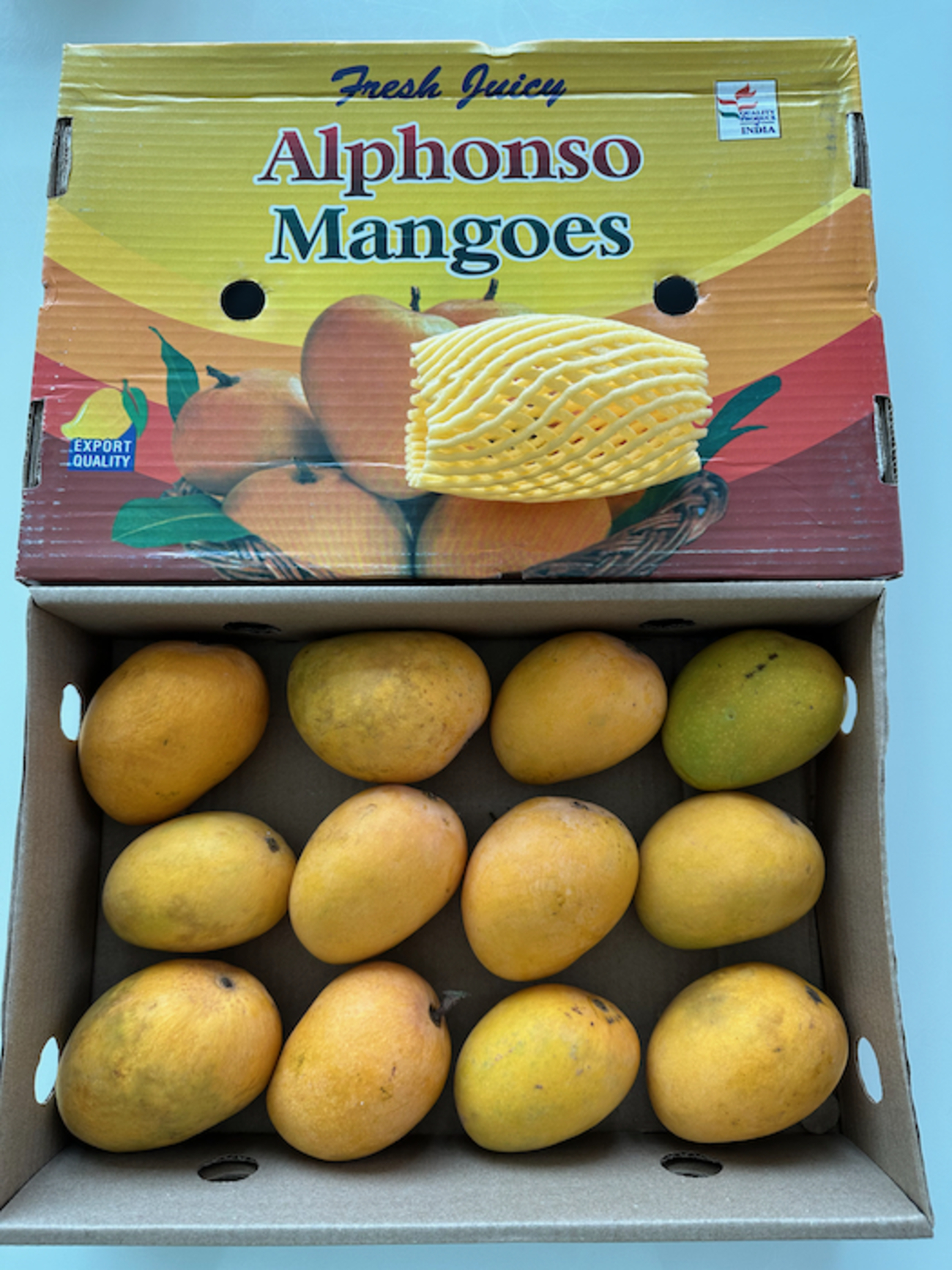 マンゴーの王様＠アルフォンソ・マンゴーの季節到来 - 香港極妻日記