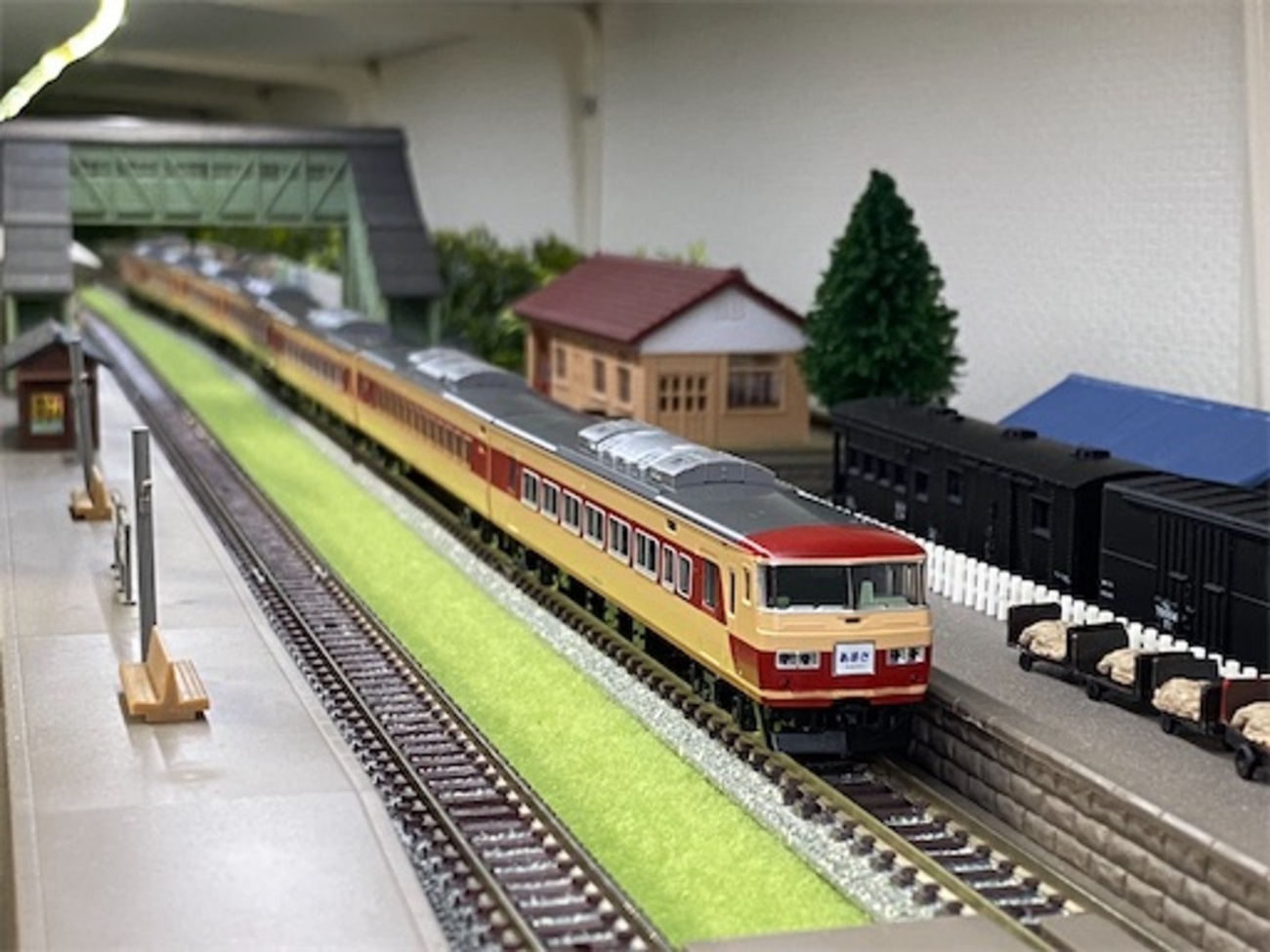 □185系の比較□TOMIX、KATO、MICRO ACE各社の185系モデルたち