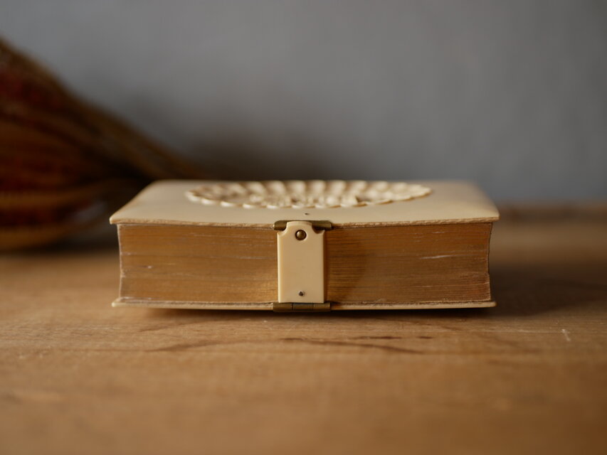 ミセル 祈祷書 聖杯 フランスアンティーク アンティークのある生活