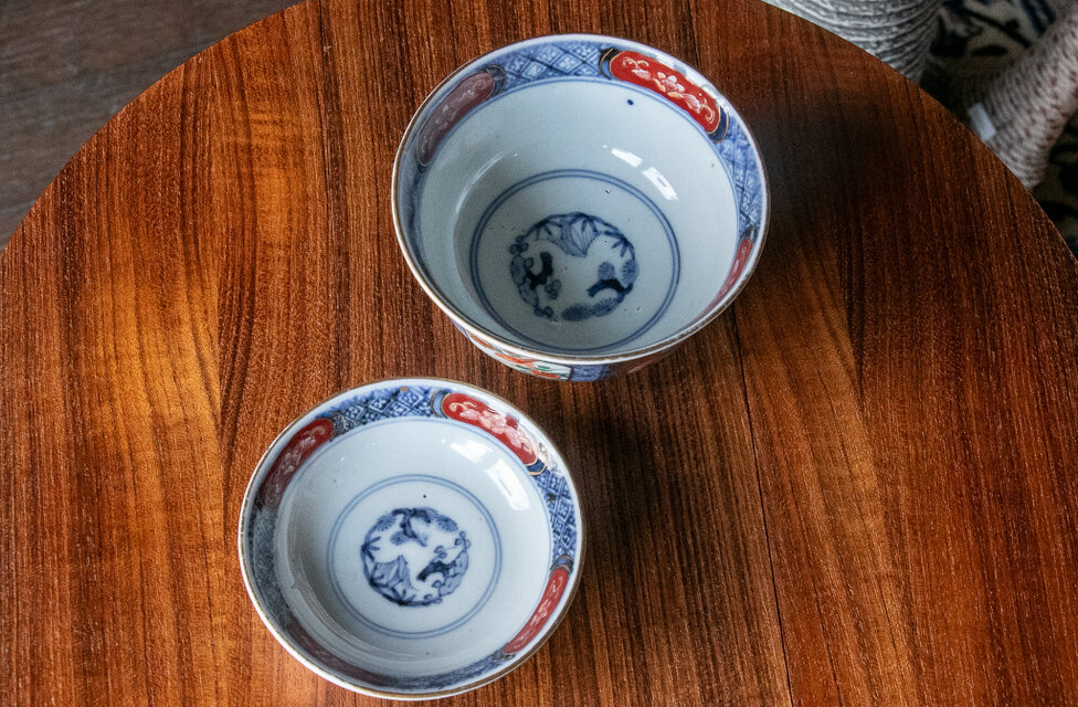 古伊万里 染錦 花鳥文 蓋茶碗 明治時代 D606 | iichi 日々の暮らしを