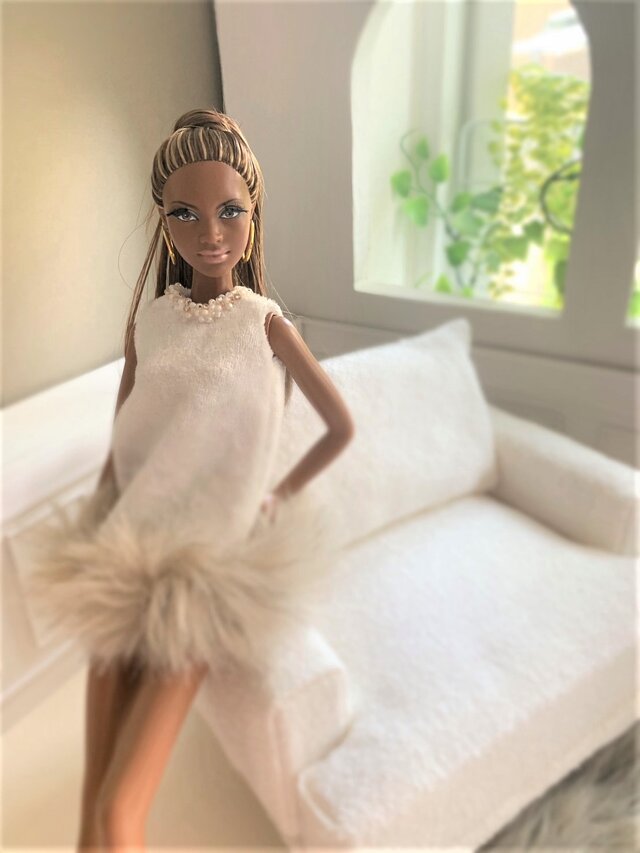 29㎝ドール用 ミニチュアソファ ロースタイルシングルソファ