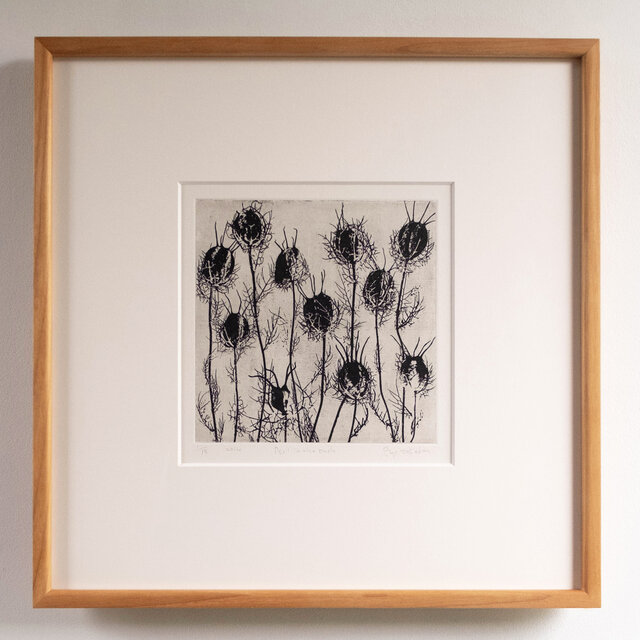 銅版画 “Devil in the bush”（額装） | iichi 日々の暮らしを心地よく