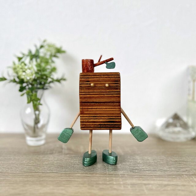 かぶらん」木製オーナメント | iichi 日々の暮らしを心地よくする