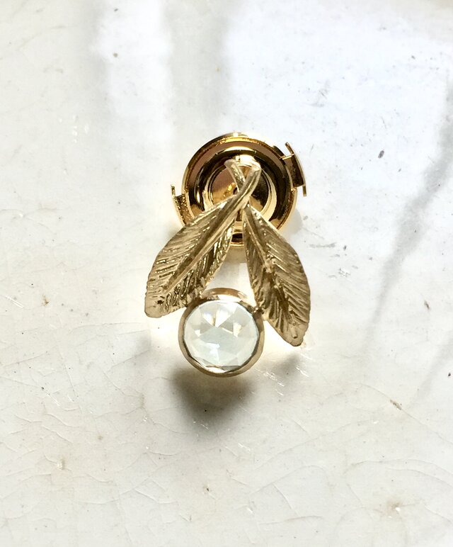 シルバー925ブルートパーズのリーフピンブローチ | iichi 日々の暮らし