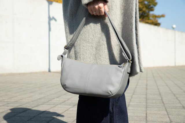 長財布が入る】本革 2WAY ショルダーバッグ ワンショルダー シュリンク