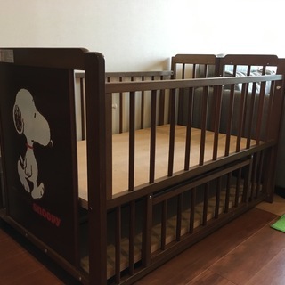 キンタローベビーベッド日本製収納棚付き (ひな) 勝どきのベッド