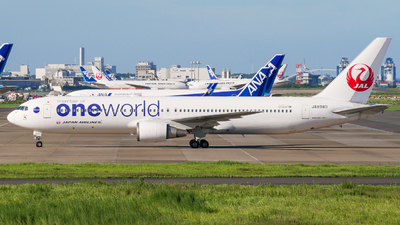 JA8980 - [] - Flightradar24