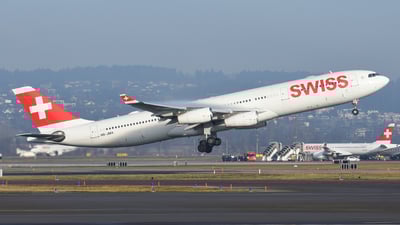 HB-JMA - Airbus A340-313 - Swiss - Flightradar24