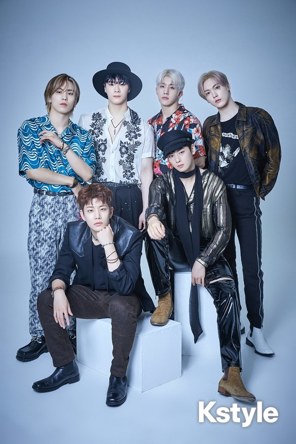 ASTRO、6年間を共に歩んだメンバーへ…ミニアルバム「SWITCH ON」に込め