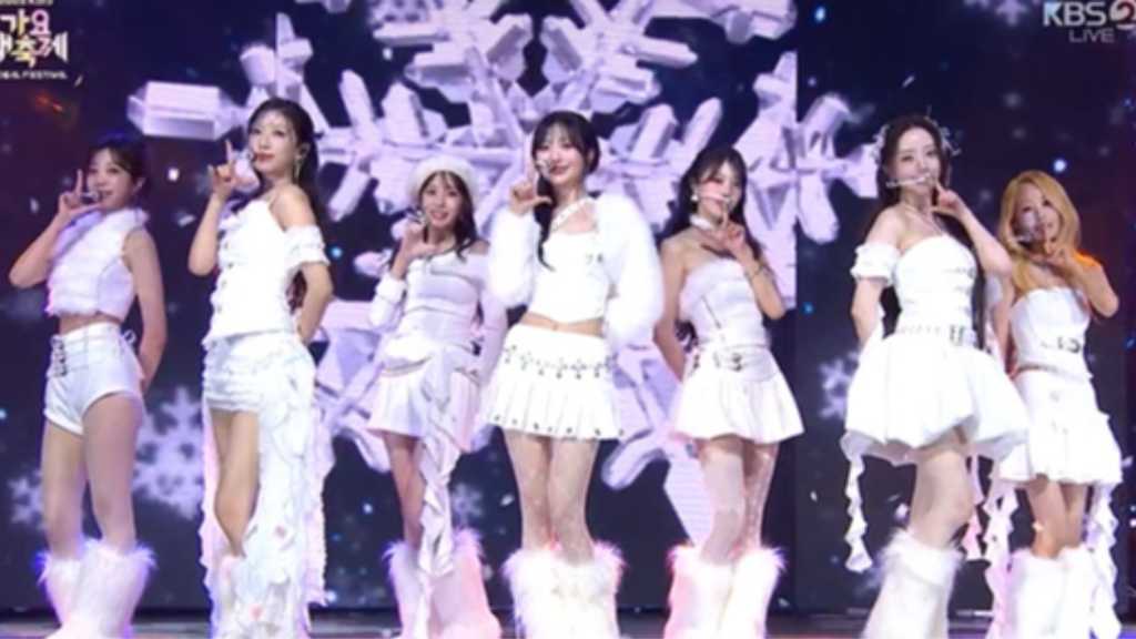 LOVELYZ、完全体でステージ披露！「2025 KBS歌謡祭」世代・ジャンルを