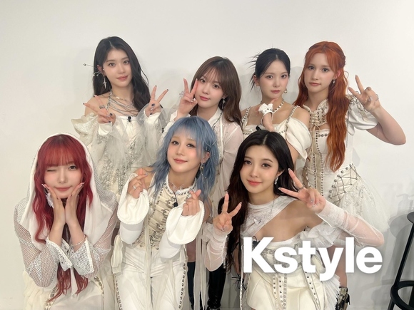 終了しました】「Kstyle PICK」に登場！Kep1er直筆サイン入りポスター