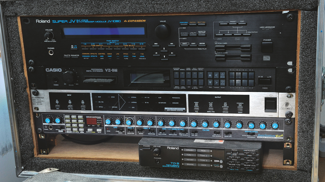 The Great Synth Showdown: Roland JV-1080 hardware vs Roland Cloud