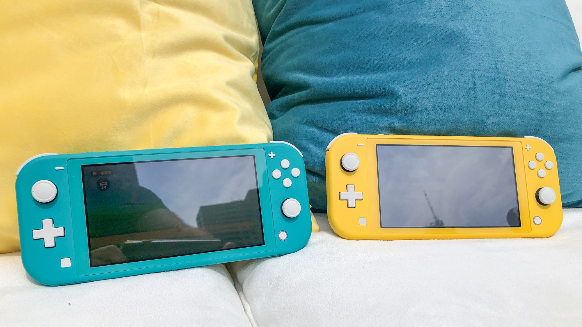 Nintendo Switch Lite Review Roundup: What Critics Love (and Hate