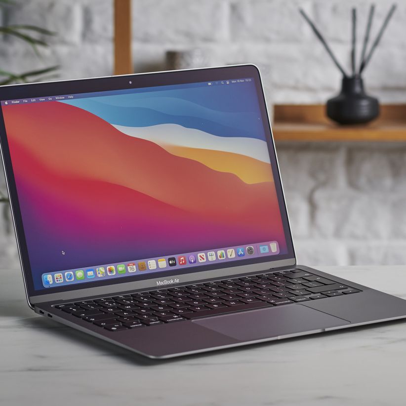Apple MacBook Air (M1, 2020) | TechRadar