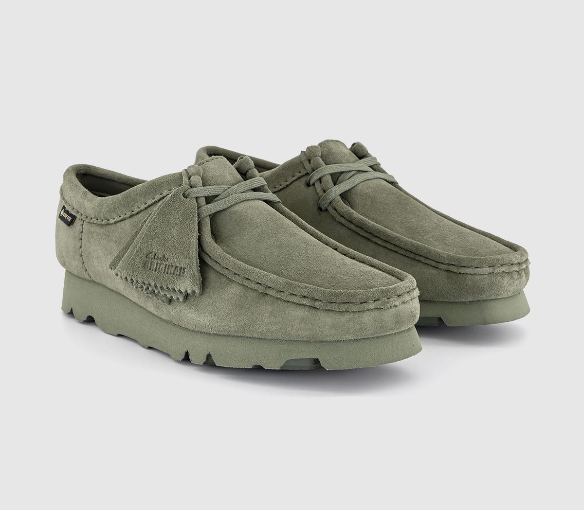 Clarks Originals Wallabee GTX Shoes Khaki Green Suede - Flat Shoes