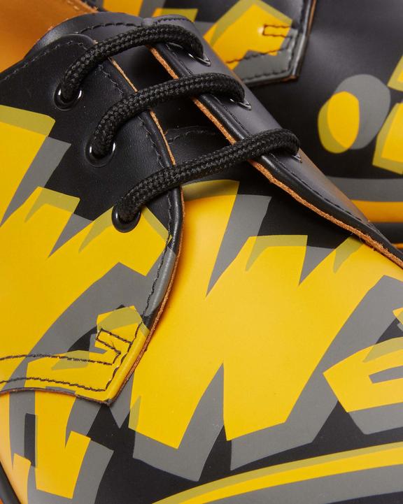 1461 Airwair Vintage Smooth Leather Oxford Shoes in Black | Dr