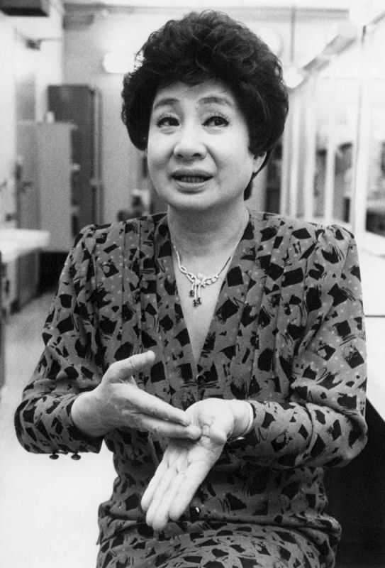 訃報：京唄子さん89歳＝女優、漫才コンビで活躍 [写真特集9/9