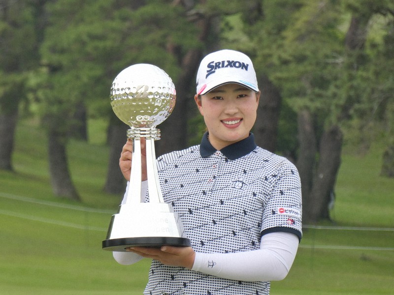 女子ゴルフ 竹田麗央が優勝、今季3勝目 「集中してプレーできた