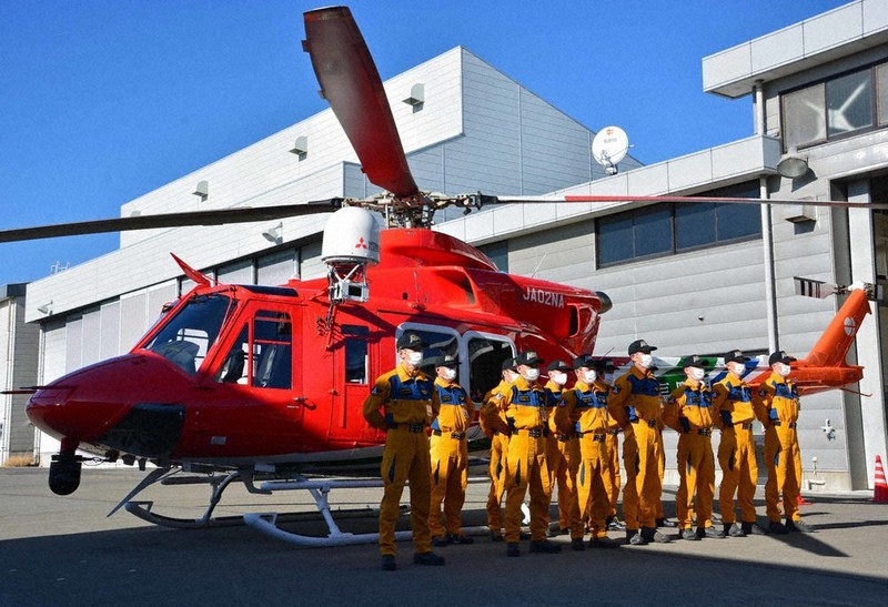 長野県が消防防災ヘリ最新機を公開 装備デジタル化、自前の運航再開へ