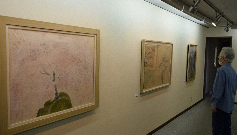 日本画、岡田伊登子展 独特の描法で風景画20点 豊前・マスダ画廊で