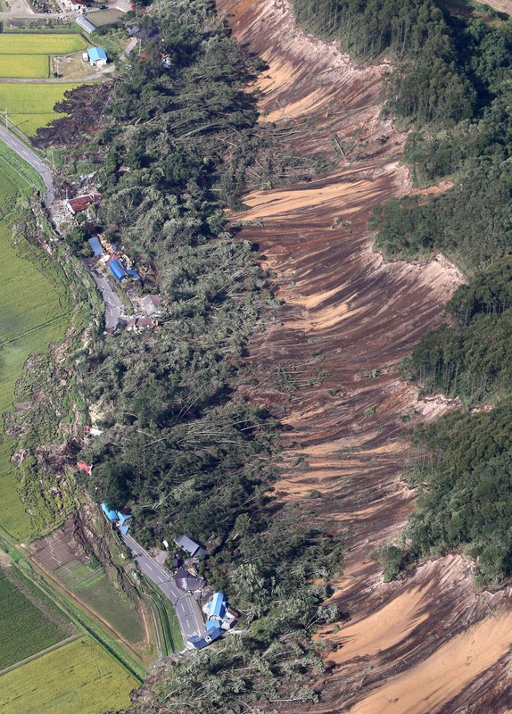 北海道胆振東部地震 発生当時の写真まとめ [写真特集1/14] | 毎日新聞