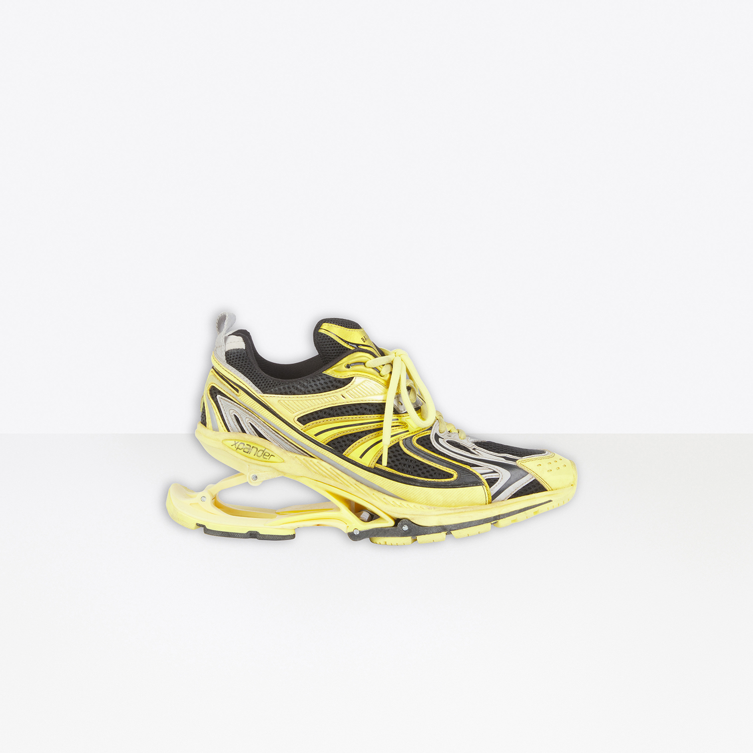 BALENCIAGAのニューキックス『X-PANDER』