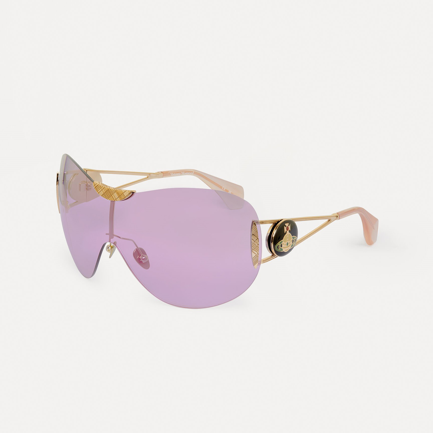 Vivienne Westwoodの新たなサングラスコレクションが5月17日に発売