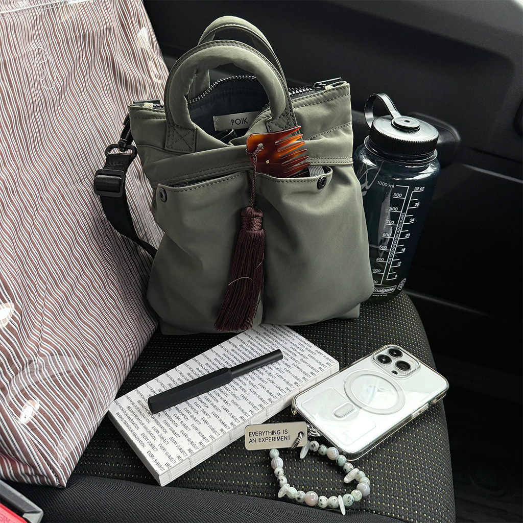 ORIGINAL) ミニマルチポケットクロスバッグ (khaki) | ファッション