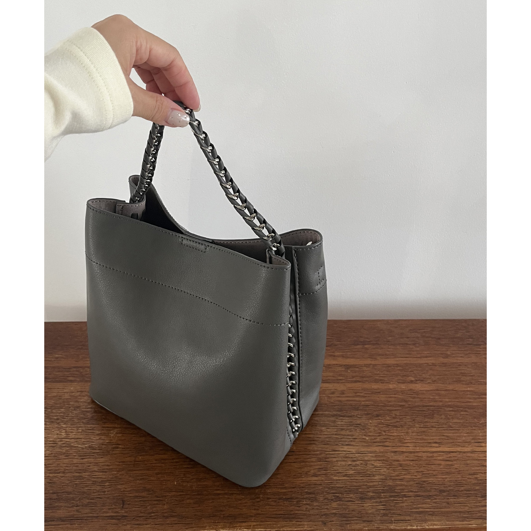 サイドチェーントートバッグ | ファッション通販サイト NUGU