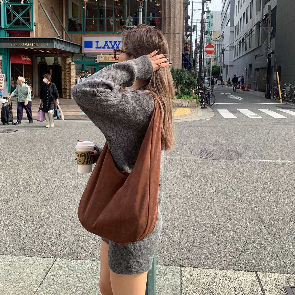 デイリースエードショルダーバッグ | ファッション通販サイト NUGU