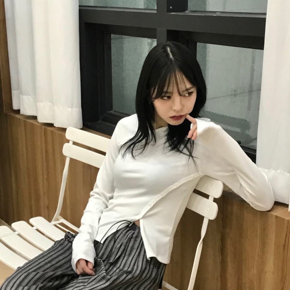 スリットレイヤードTシャツ | ファッション通販サイト NUGU