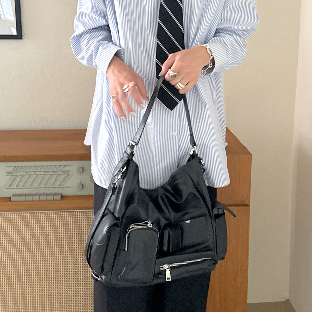 マルチポケットショルダーバッグ | ファッション通販サイト NUGU