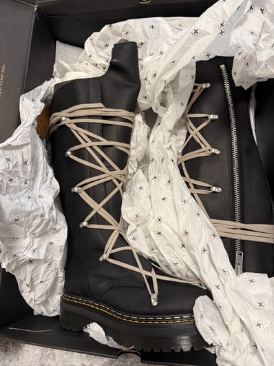 NEIGHBORHOOD × Dr.Martens Penton Loafer 