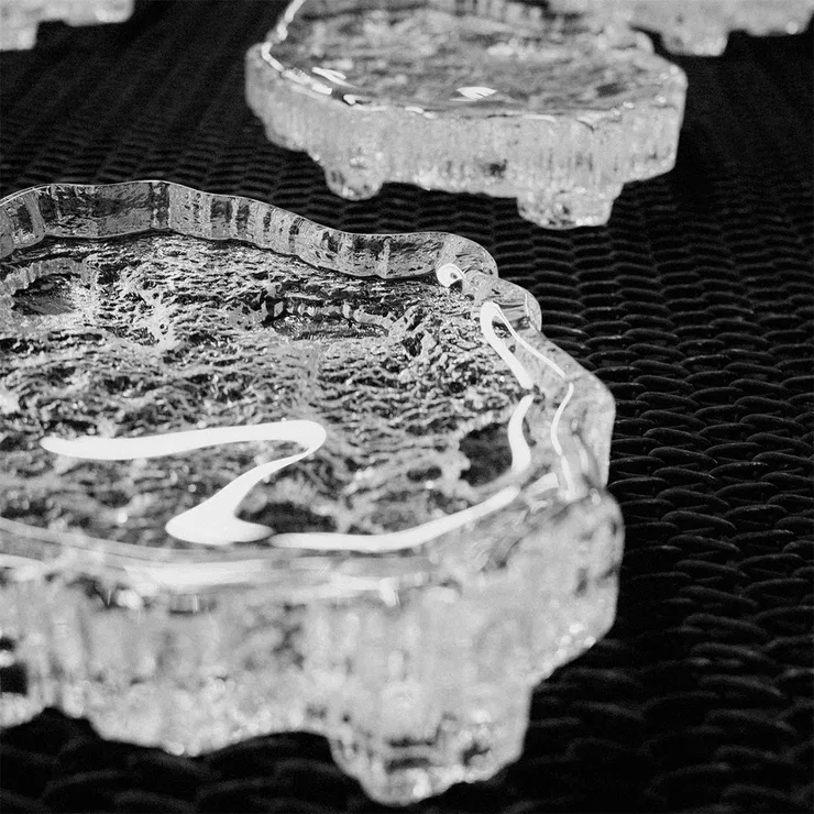 The glass ice platter by Tapio Wirkkala in 1976