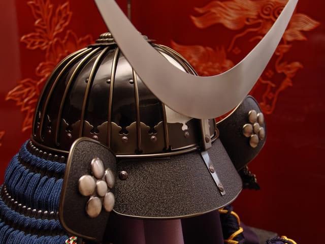 伊達政宗所用の甲冑解説！トレードマークは三日月の兜と重厚な造りの鎧