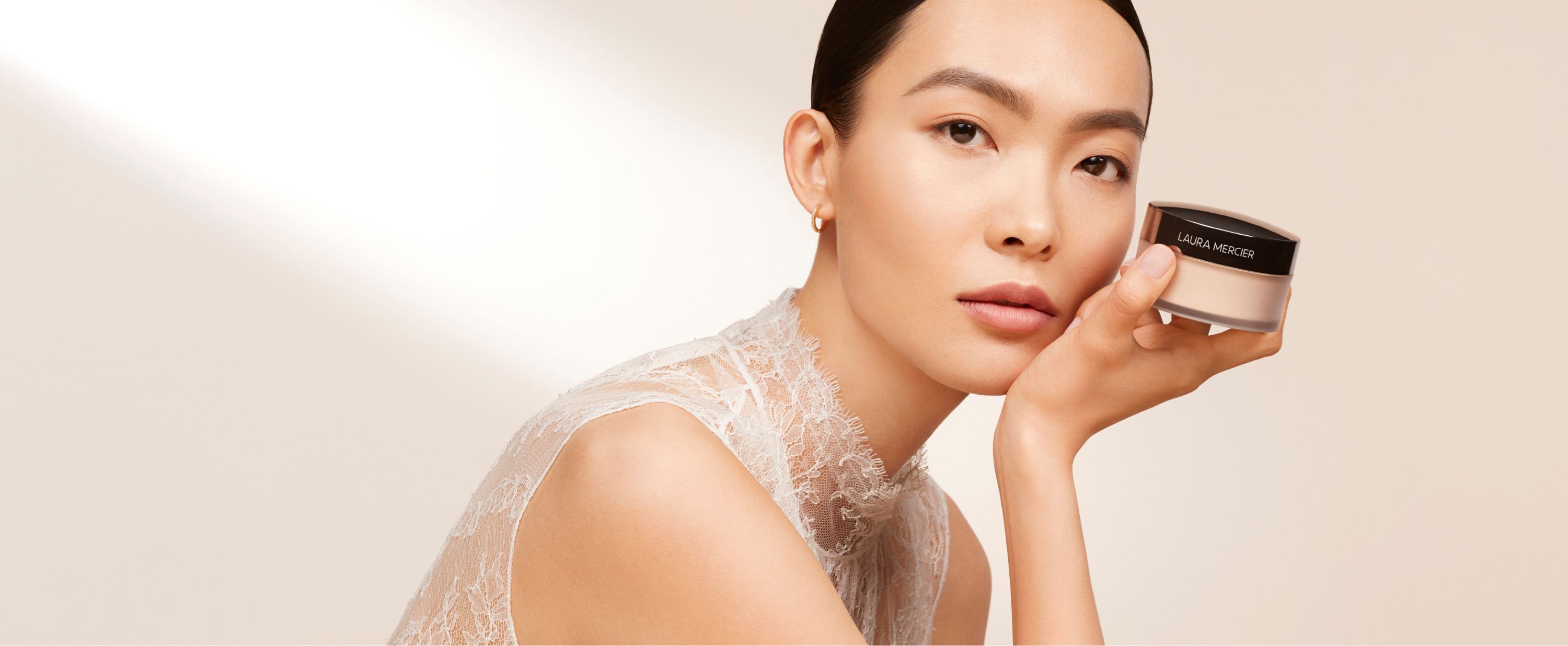 Laura Mercier - Elva