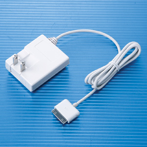 ACA-IP5【iPod用ACアダプタ（ホワイト）】純正ACアダプタよりも