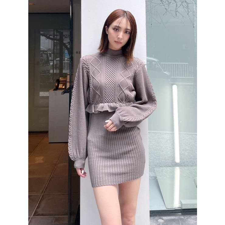 ケーブルドッキングペプラム ニットワンピース[品番：MKSW0054901