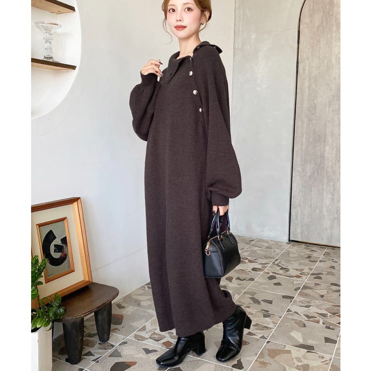 ハイネック金ボタンニットワンピース[品番：ERMW0004119]｜moment+