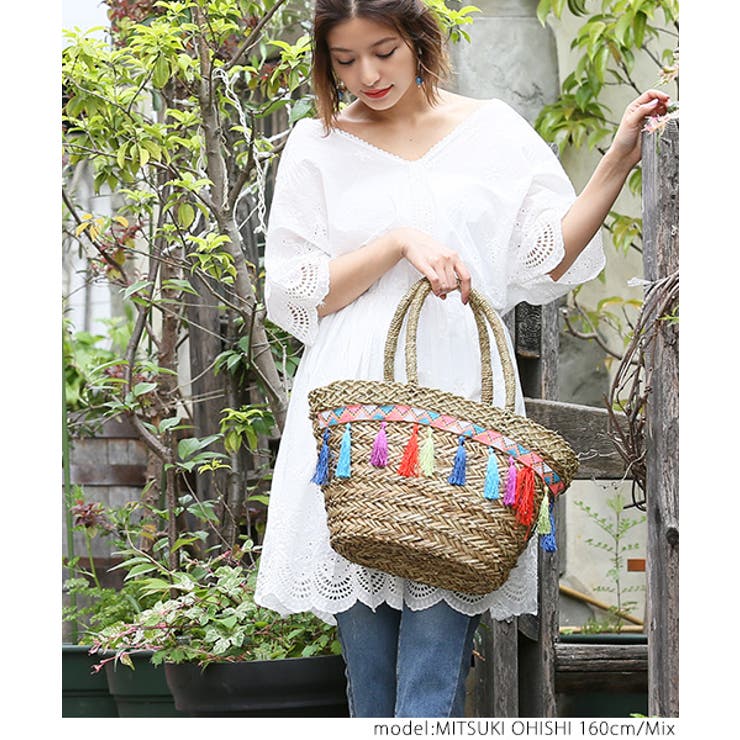 カラフルタッセル付きビッグサイズかごバッグ 大石参月さん着用(カゴ