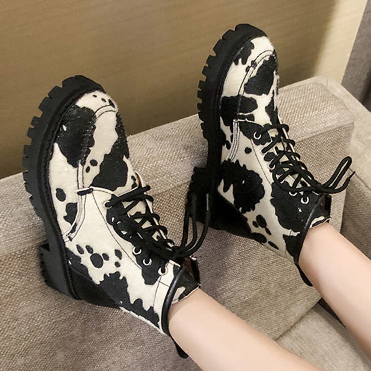 牛柄 レースアップ ショートブーツ[品番：DCTW0002881]｜Decorative