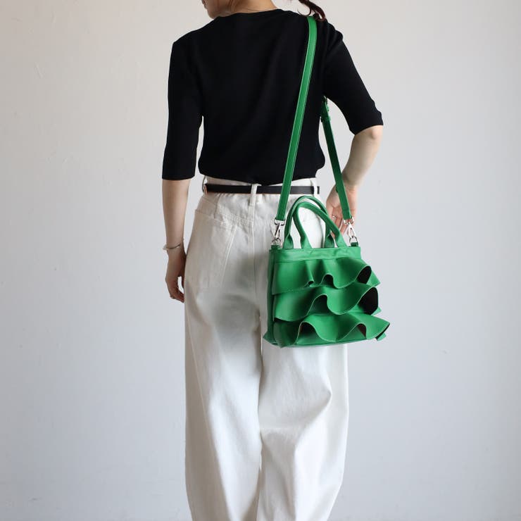 PUレザーフリルハンドバッグ 2WAY ショルダー付ザーフリルハンドバッグ