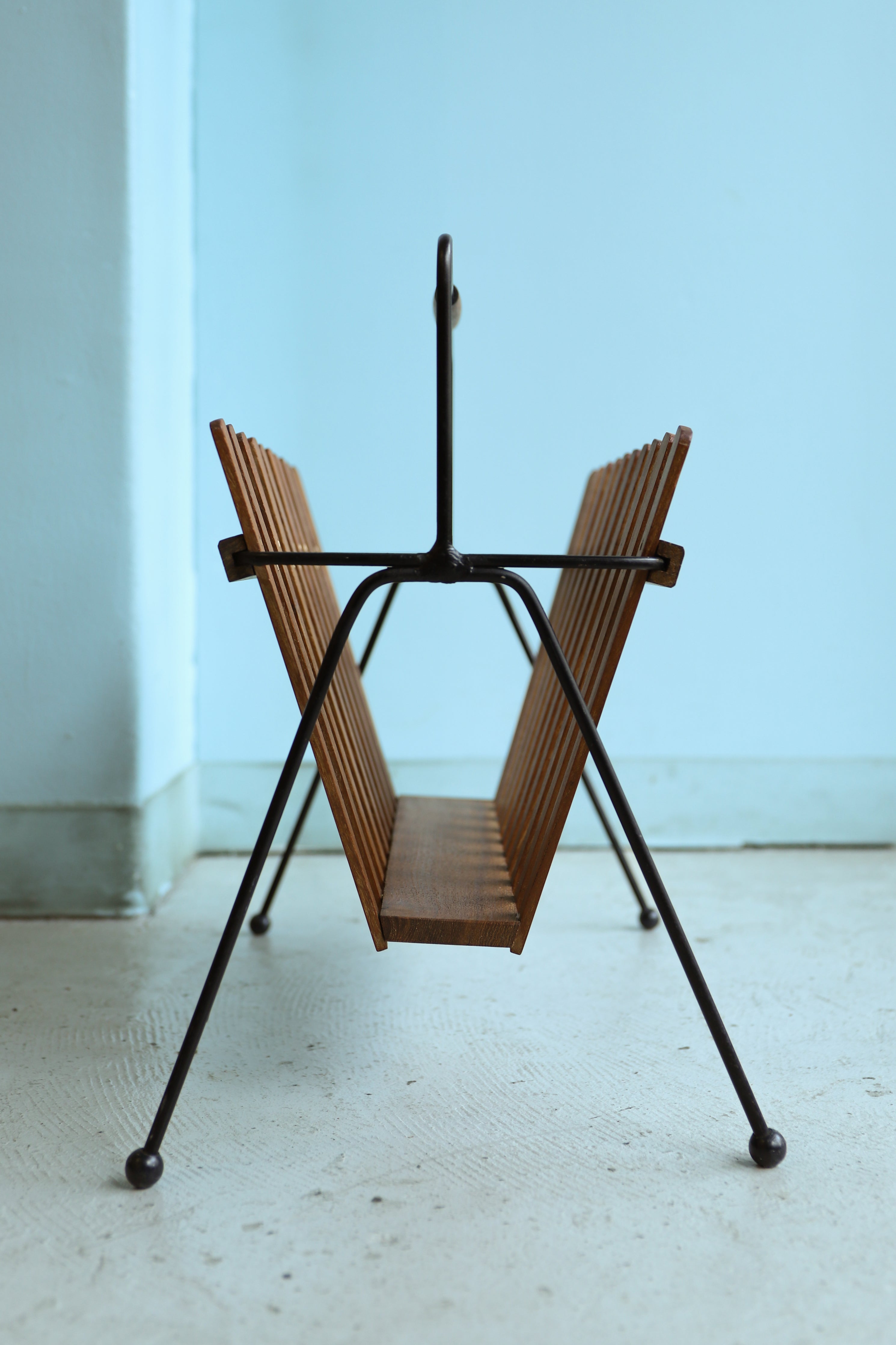 デンマークヴィンテージ マガジンラック チーク材 アイアン 北欧