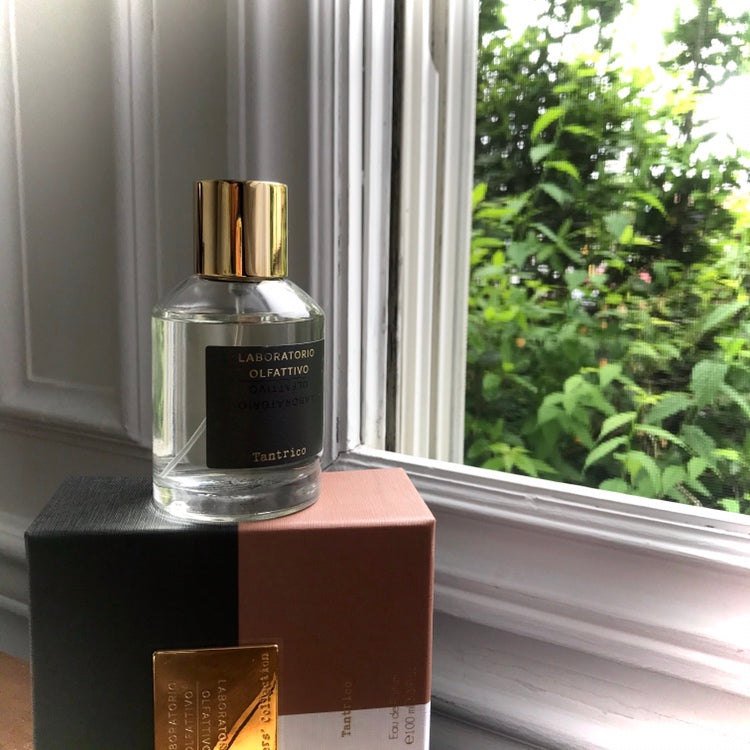 parfume_sandalwood_05.jpg?v=