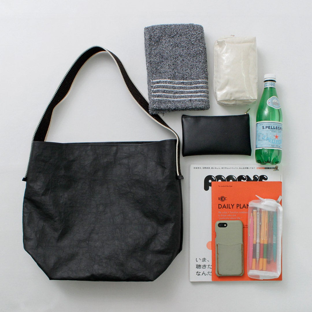 SENTI（センティ） ダイニーマレザー ボックスタイプ ショルダーバッグ