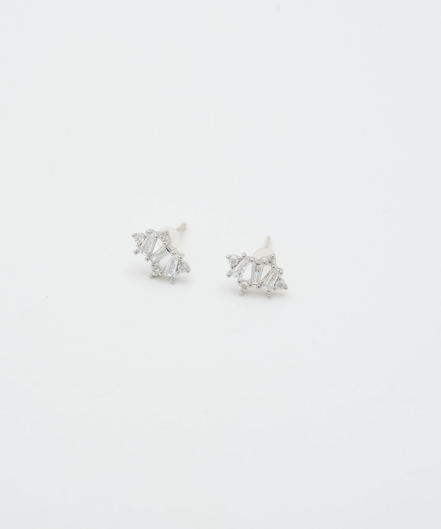 シルバーポストピアス – dee doo dah