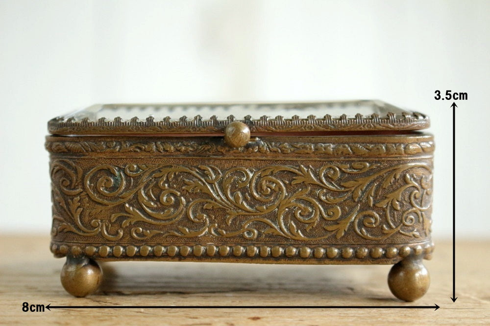 ガラスが素敵なジュエリーボックス（8x5.5cm） フランスアンティーク