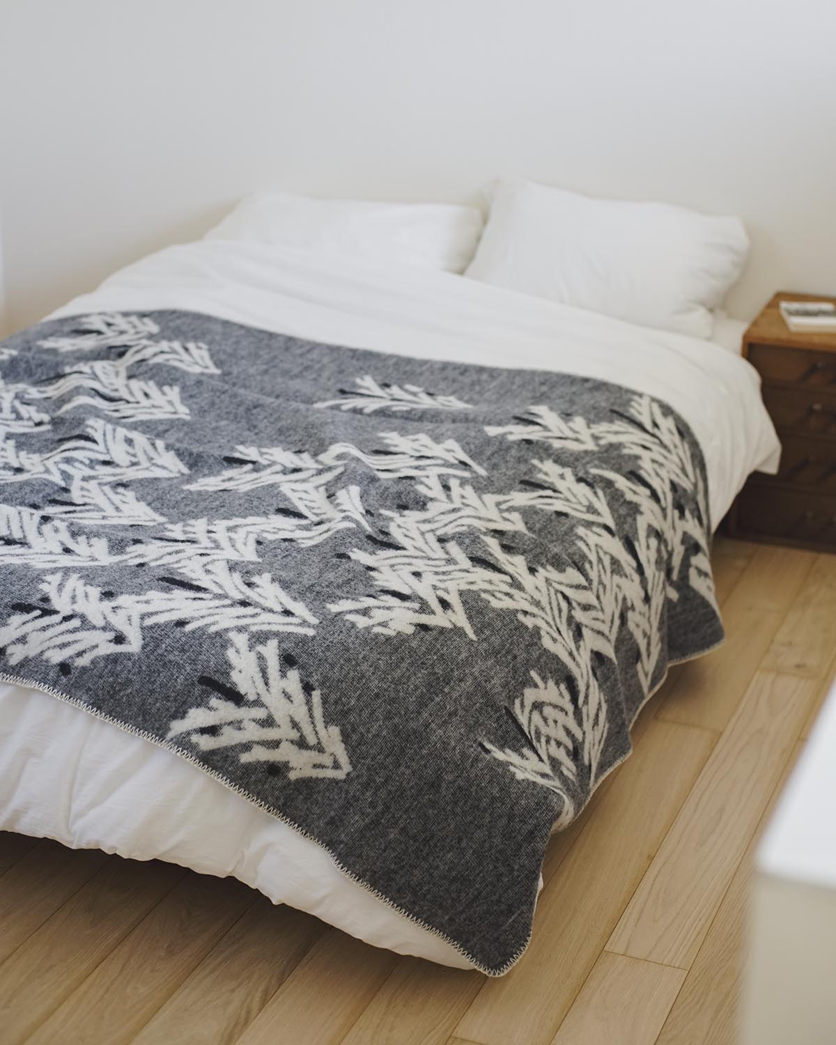 LAPUAN KANKURIT | KUUSI ウールブランケット – シカジカ